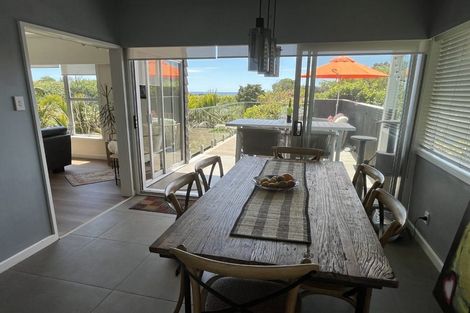 Photo of property in 12 Stoke Street, Westown, New Plymouth, 4310