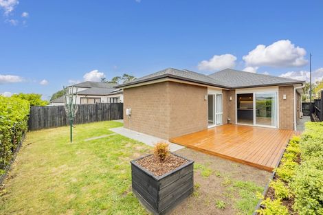 Photo of property in 69 Nobilo Road, Kumeu, 0810