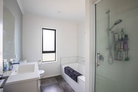 Photo of property in 119 Banks Street, Marfell, New Plymouth, 4310