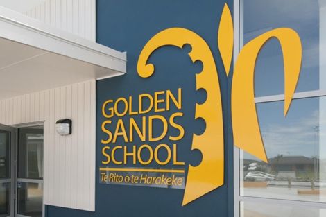 Photo of property in 1125 Papamoa Beach Road, Papamoa Beach, Papamoa, 3118