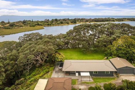 Photo of property in 37 Pohutukawa Drive, Athenree, Katikati, 3177