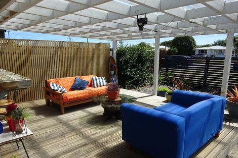 Photo of property in 2/24 Union Street, Foxton, 4814