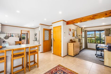 Photo of property in 34 Albatross Close, Whitby, Porirua, 5024