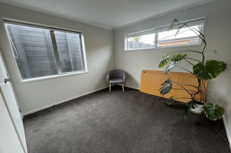 Photo of property in 2 Pense Place, Papamoa, 3118