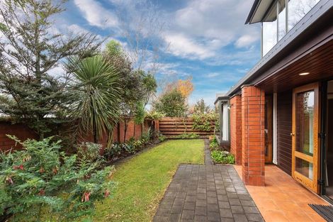 Photo of property in 267 Memorial Avenue, Burnside, Christchurch, 8053