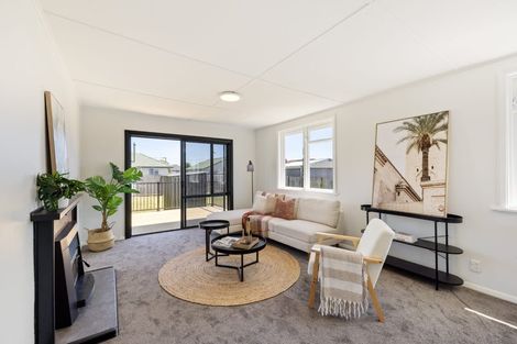 Photo of property in 23 Lambeth Crescent, Northcote, Christchurch, 8052