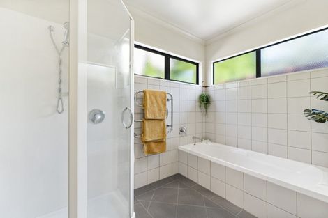 Photo of property in 39 Oteki Park Drive, Welcome Bay, Tauranga, 3112