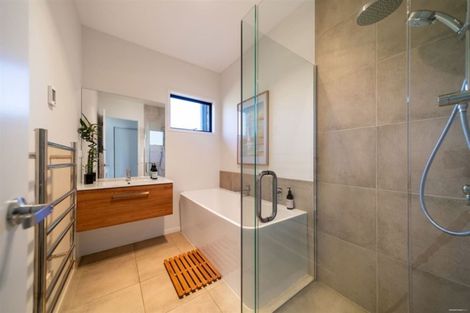 Photo of property in 29 Glenfiddich Road, Jacks Point, Queenstown, 9371