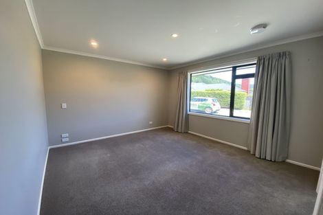 Photo of property in 10 Pukeko Place, Picton, 7220