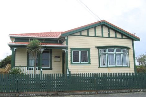 Photo of property in 12 Wha Street, Lyall Bay, Wellington, 6022