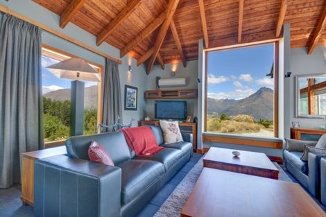 Photo of property in 673 Glenorchy-queenstown Road, Closeburn, Queenstown, 9371