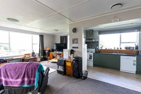 Photo of property in 50 Coulters Line, Kiwitea, Feilding, 4777