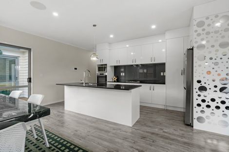 Photo of property in 26 Softwood Avenue, Takanini, 2110