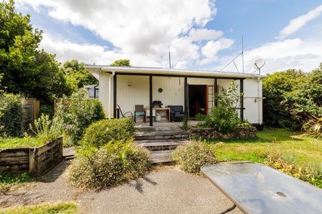 Photo of property in 16 Stanly Street, Eketahuna, 4900