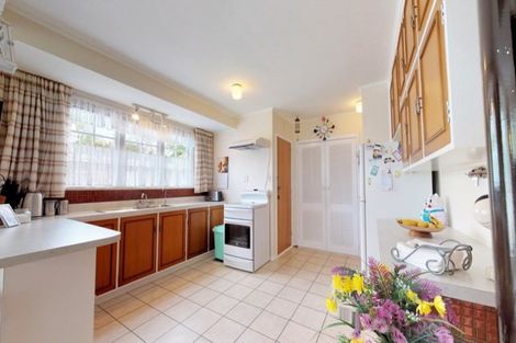 Photo of property in 1 Byrd Street, Levin, 5510