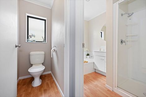 Photo of property in 30 Pointon Glade, Grandview Heights, Hamilton, 3200