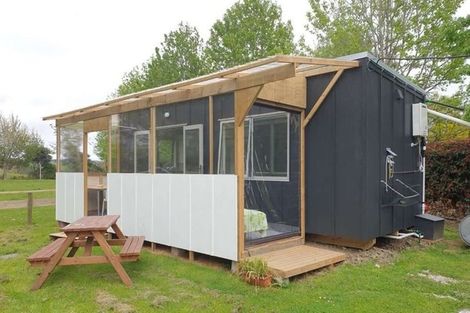 Photo of property in 152 Rimmer Road, Helensville, 0875