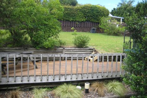 Photo of property in 75 Kennedy Avenue, Forrest Hill, Auckland, 0620