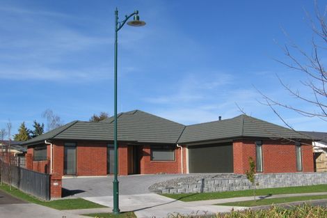 Photo of property in 13 Cumbria Way, Hamilton East, Hamilton, 3216