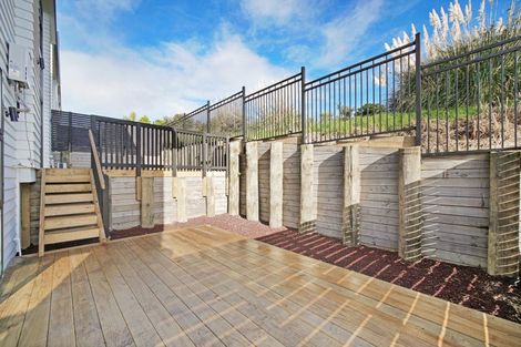 Photo of property in 4 Pleasant Way, Matakatia, Whangaparaoa, 0930