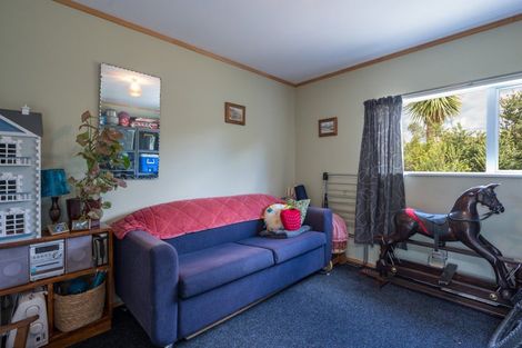 Photo of property in 2 Franklyn Close, Wakefield, 7025