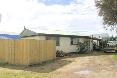 Photo of property in 100 Lindsay Road, Whangamata, 3620