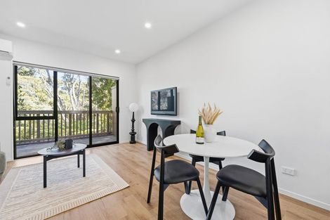 Photo of property in 26/9 Schnapper Rock Road, Greenhithe, Auckland, 0632