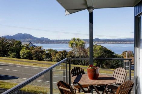 Photo of property in 96 Wakeman Road, Acacia Bay, Taupo, 3330