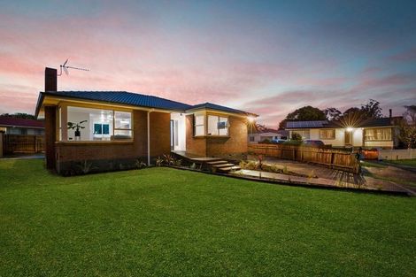 Photo of property in 10 Awakino Place, Manurewa, Auckland, 2102