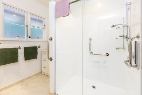 Photo of property in 1022 Fergusson Drive, Clouston Park, Upper Hutt, 5018