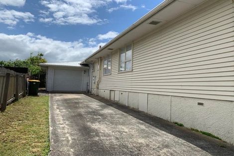 Photo of property in 44 Larne Avenue, Pakuranga Heights, Auckland, 2010