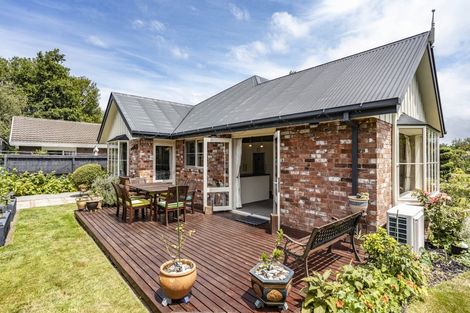 Photo of property in 4 Greenwood Close, Woodend, 7610