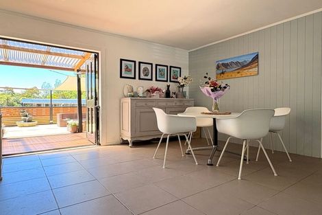 Photo of property in 140 Mako Mako Road, Levin, 5510