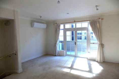 Photo of property in 66 Pipitea Street, Thorndon, Wellington, 6011