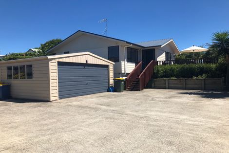 Photo of property in 6a Japonica Drive, Beach Haven, Auckland, 0626