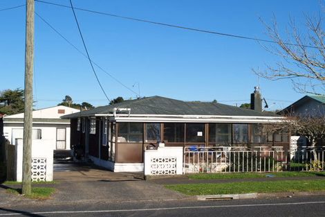 Photo of property in 20 Henwood Road, Mangere East, Auckland, 2024