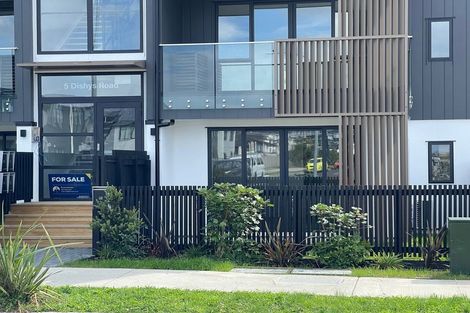 Photo of property in 1/5g Dishys Road, Flat Bush, Auckland, 2019