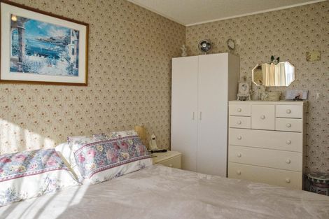 Photo of property in 1/32 Gibbons Road, Weymouth, Auckland, 2103