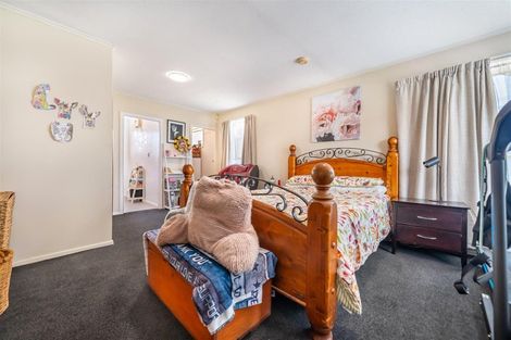 Photo of property in 4 Davis Crescent, Elderslea, Upper Hutt, 5018