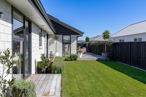 Photo of property in 33 Nikau Drive, Redwoodtown, Blenheim, 7201