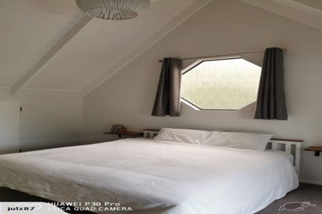 Photo of property in 34b Rosario Crescent, Red Beach, 0932