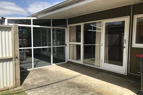 Photo of property in 20 Miles Avenue, Papatoetoe, Auckland, 2025