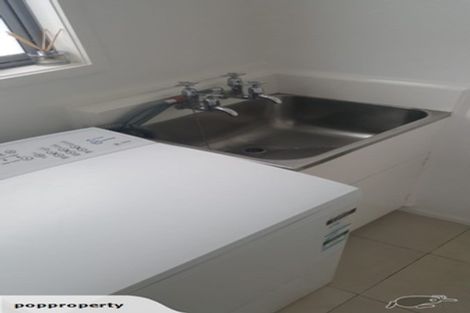 Photo of property in 11a Rahopara Street, Castor Bay, Auckland, 0620