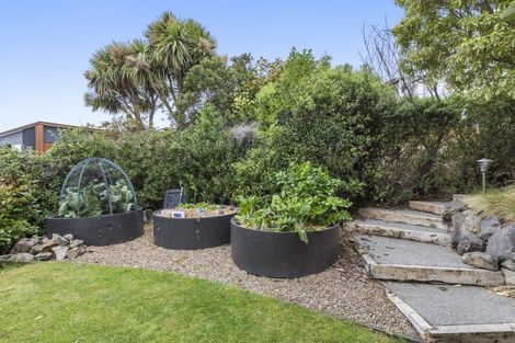 Photo of property in 5 Ophir Lane, Redcliffs, Christchurch, 8081