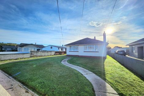 Photo of property in 12 Balmoral Street, Oamaru North, Oamaru, 9400