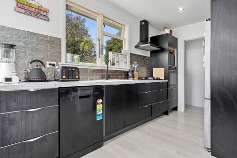 Photo of property in 5 Konini Street, Inglewood, 4330