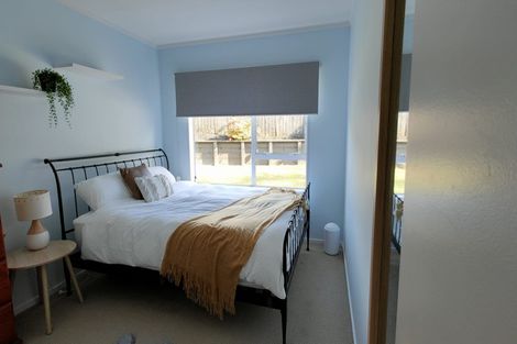 Photo of property in 74 Birdwood Road, Swanson, Auckland, 0612