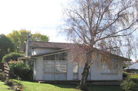 Photo of property in 3 Rangeview Place, Feilding, 4702