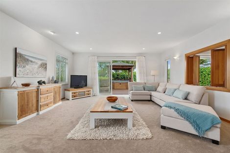 Photo of property in 73l Park Rise, Campbells Bay, Auckland, 0630