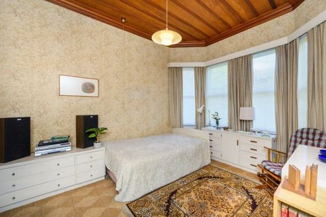 Photo of property in 19 Pahiatua Street, Hokowhitu, Palmerston North, 4410